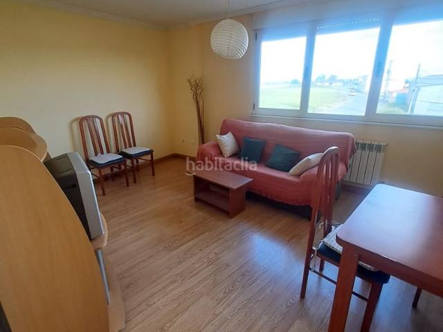 Piso en venta en Calvarrasa de Abajo. OPORTUNIDAD A 10 MINUTOS DE SALAMANCA. 3 dormitorios y 2 baños.Garaje. Pisos Calvarrasa de.