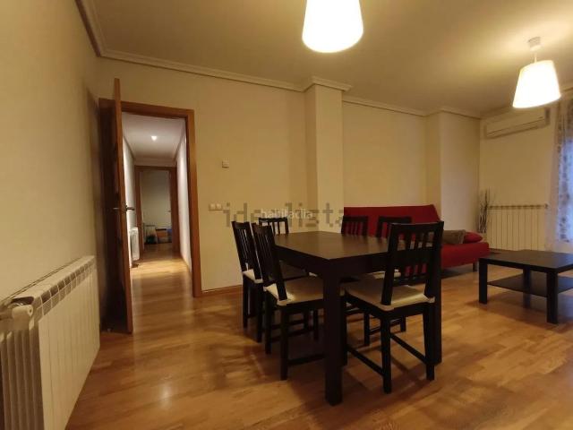 Piso en venta en Calzada de Calatrava. SE VENDE PISO CERCA DEL AVE, UNIVERSIDAD Y CENTRO!. Pisos Calzada de.
