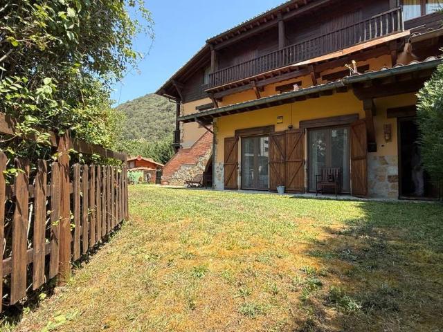 Piso en Venta en Camaleño