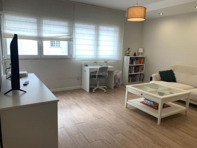 Piso en venta en Cambados. NOVAL INMOBILIARIA VENDE AMPLIO PISO EN EL CENTRO DE CAMBADOS. Pisos.