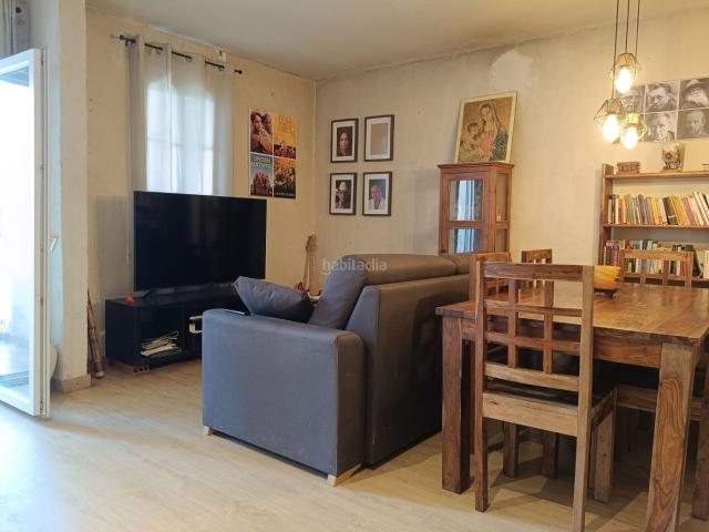 Piso en venta en Campdevànol Pirineos. Encantador piso en el núcleo urbano de Campdevànol Ideal inversión o parejas. Pisos.