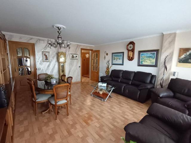 Piso en Venta en Campoamor