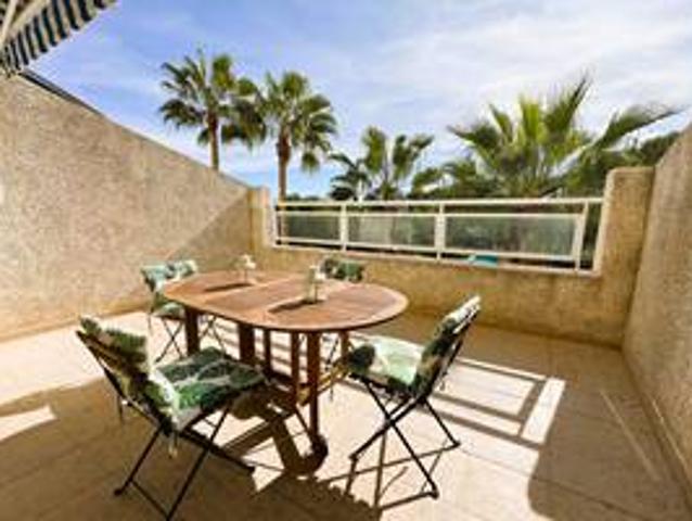 Piso en Venta en Campoamor
