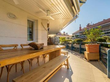 Piso en Venta en Can Girona Terramar Vinyet