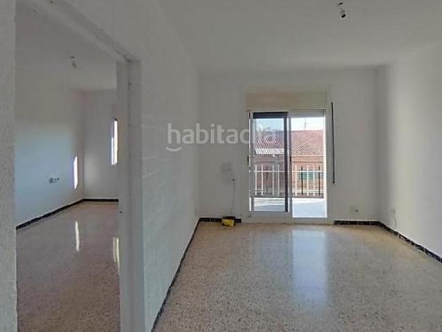 Piso en venta en Canovelles. Piso en venta en calle Verge de Montserrat. Pisos.