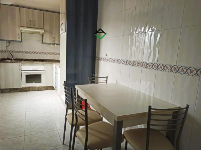 Piso en venta en Cangas, Coiro. Apartamento en venta en el centro de Cangas. Pisos.