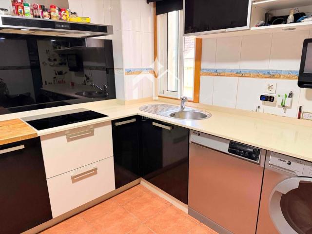 Piso en venta en Cangas, Coiro. CÓMODA VIVIENDA, CANGAS CENTRO. Pisos.