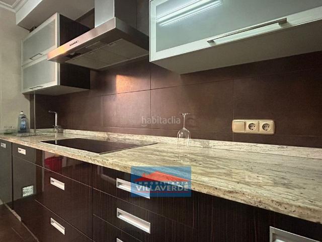 Piso en venta en Cangas, Darbo. PISO DE TRES DORMITORIOS EN ZONA DE PIEDRA ALTA EN EXCLUSIVA. Pisos.