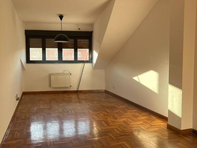 Piso en Venta en Cangas de Onís