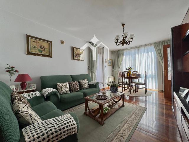 Piso en Venta en Cangas pueblo