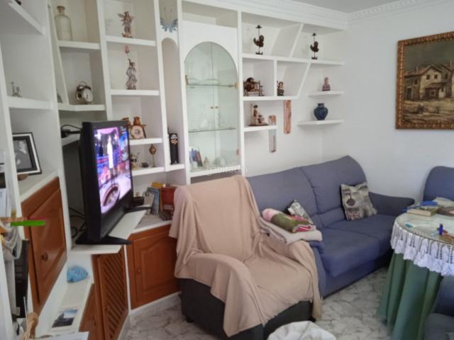 Piso en venta en Casar de Cáceres. Gran piso con 4 habitaciones y 2 baños en el Casar. Pisos Casar de.