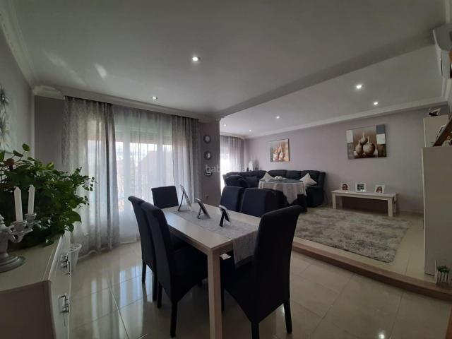 Piso en venta en Casar de Cáceres. LUJOSO PISO EN CASAR DE CÁCERES. Pisos Casar de.
