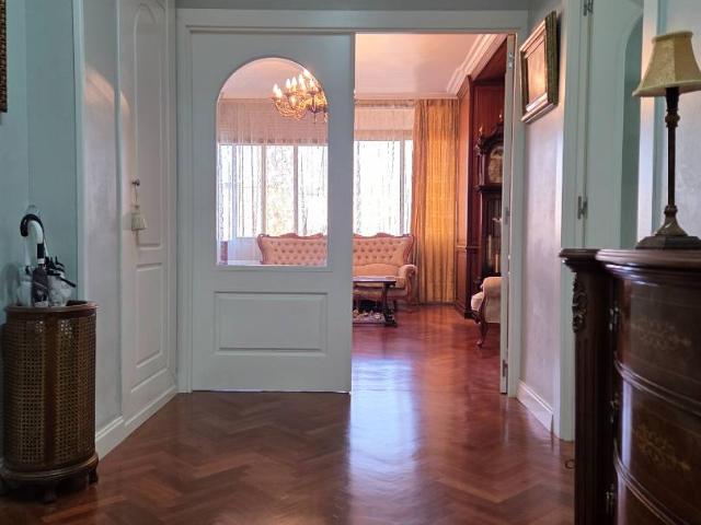 Piso en Venta en Casco Antiguo