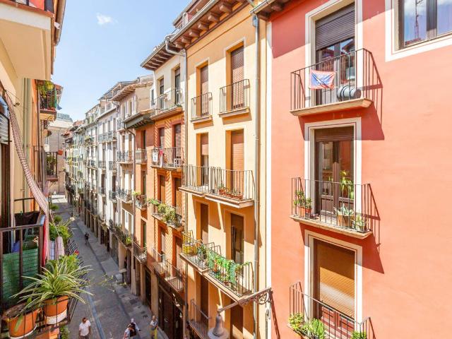 Piso en Venta en Casco Antiguo
