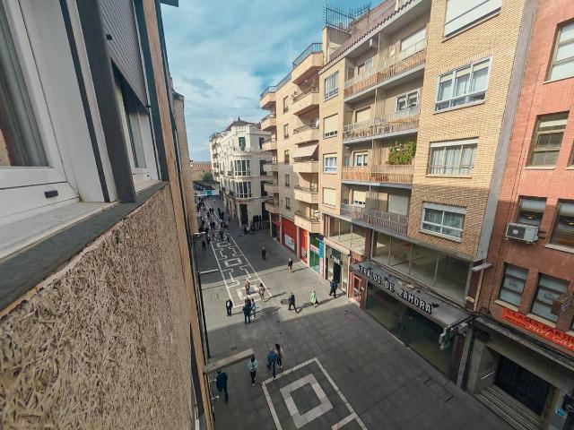 Piso en Venta en Casco Antiguo