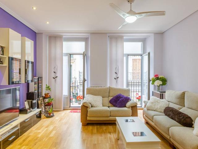Piso en Venta en Casco Antiguo