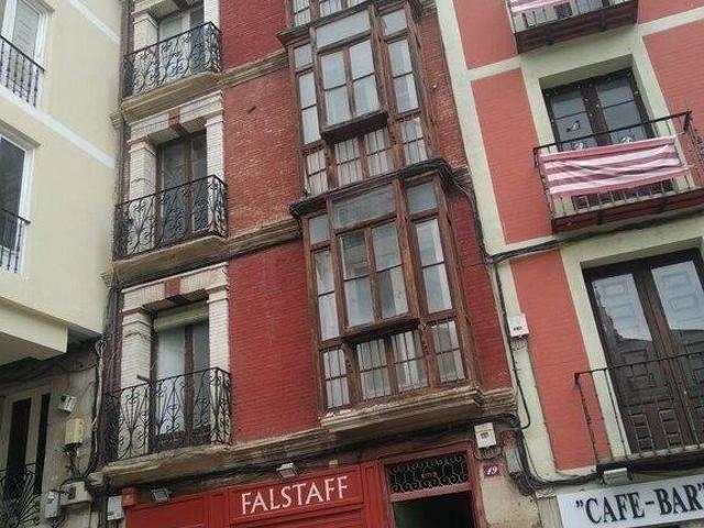 Piso en Venta en Casco Antiguo