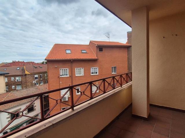 Piso en Venta en Casco Antiguo