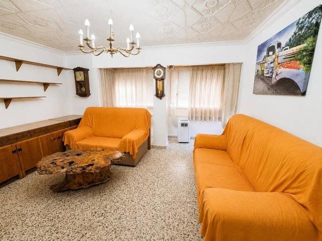 Piso en Venta en Casco Antiguo