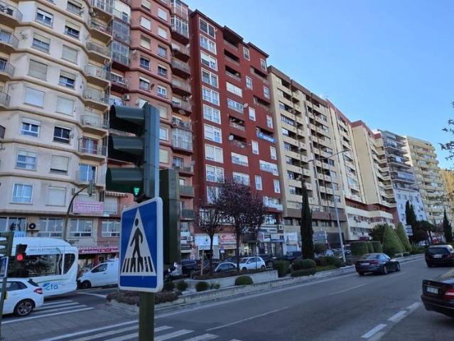 Piso en Venta en Casco Antiguo