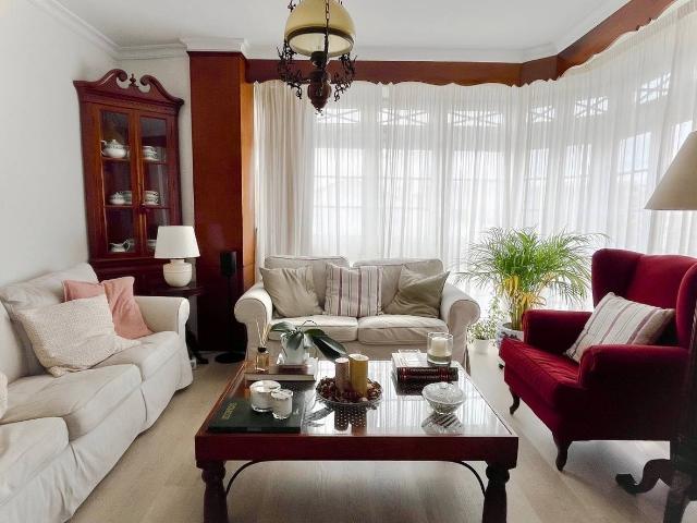 Piso en Venta en Casco Antiguo
