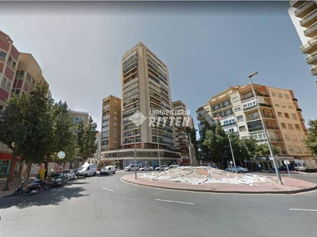Piso en Venta en Casco Antiguo