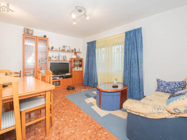 Piso en Venta en Casco Antiguo