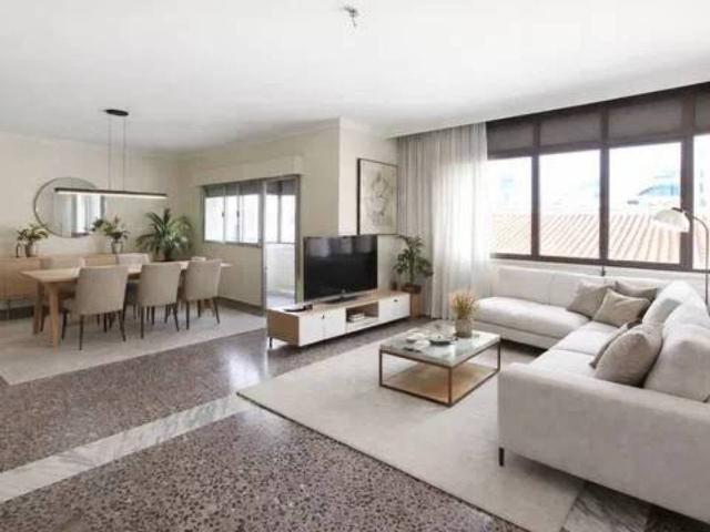Piso en Venta en Casco Antiguo