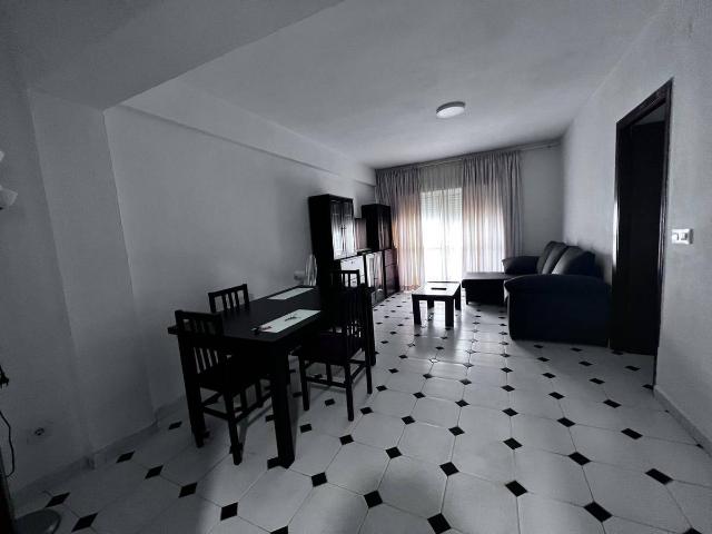 Piso en Venta en Casco Antiguo