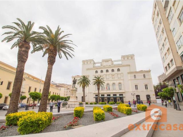 Piso en Venta en Casco Antiguo