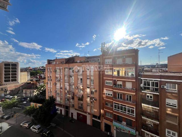 Piso en Venta en Casco Antiguo