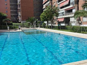 Piso en Venta en Casco Antiguo