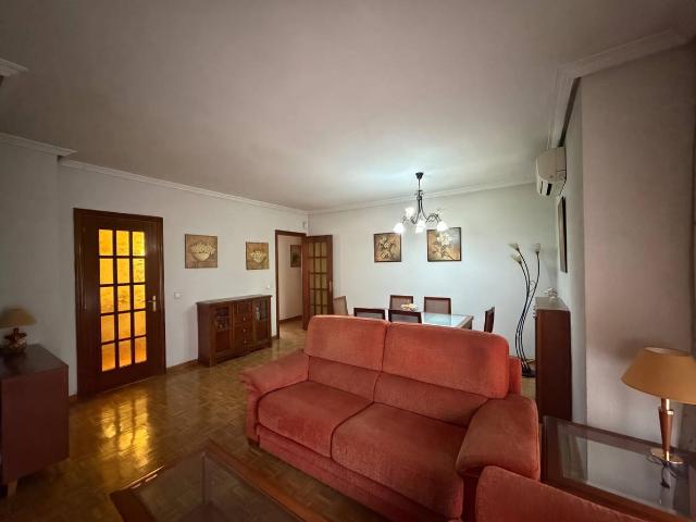 Piso en Venta en Casco Antiguo