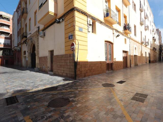 Piso en Venta en Casco Antiguo