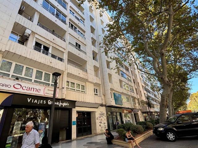 Piso en Venta en Casco Antiguo