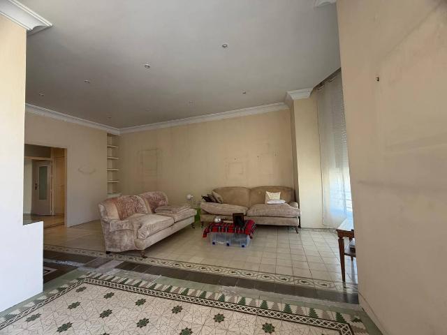 Piso en Venta en Casco Antiguo