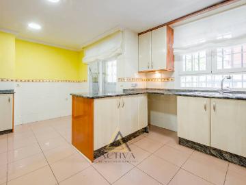 Piso en Venta en Casco Antiguo