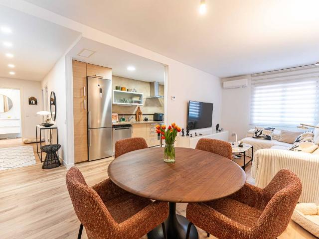 Piso en Venta en Casco Antiguo La Dehesa Los Monteros