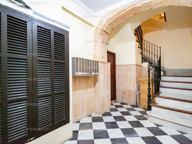 PISO EN VENTA EN CASCO ANTIGUO ZONA CALLE SAN MIGUEL PLAZA MAYOR