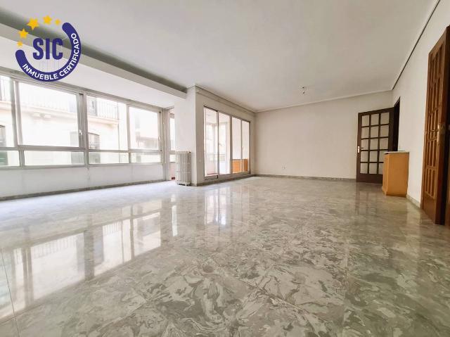 Piso en Venta en Casco Histórico