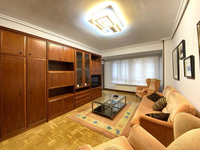 Piso en Venta en Casco Viejo