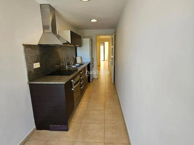 Piso en venta en Cassà de la Selva. Piso con terraza. Pisos Cassà de la.