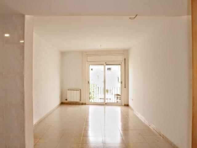 Piso en venta en Cassà de la Selva. VIVIENDA DE 2 DORMITORIOS Y PARKING EN CASSÀ DE LA SELVA. Pisos Cassà de la.