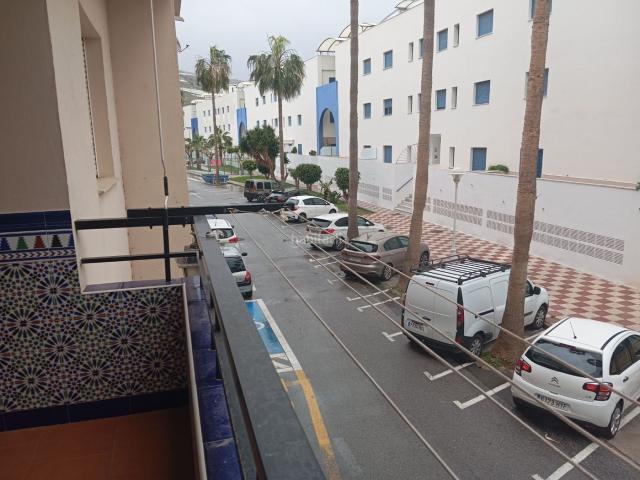 Piso en venta en Castell de Ferro. Calle Cambriles a TAN SOLO 90 METROS DEL MAR. Pisos Castell de.