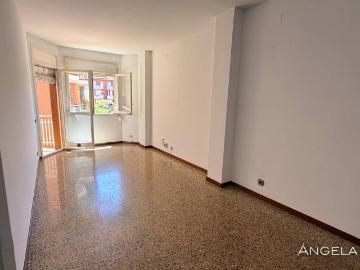 Piso en Venta en Castell Poble Vell