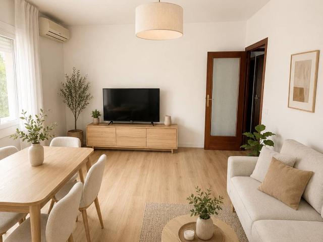 Piso en Venta en Castell Poble Vell