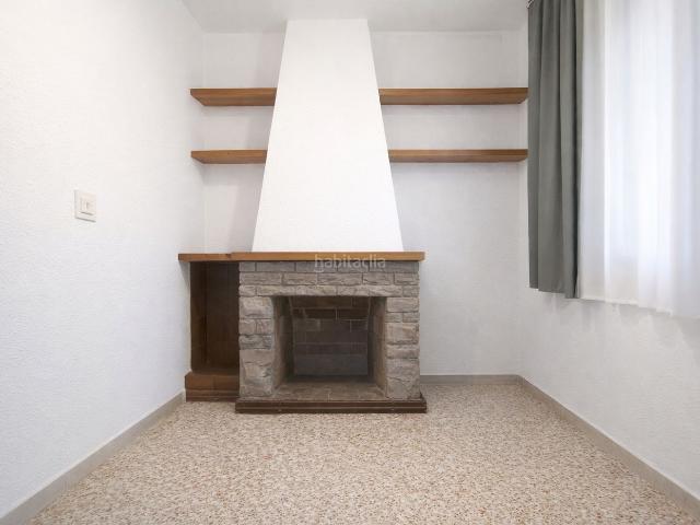 Piso en venta en Castelldefels, Castell Poble Vell. PISO EN VENTA, 2 DORMITORIOS En Carrer Major, Castelldefels, Barcelona, Catalunya, España. Pisos.