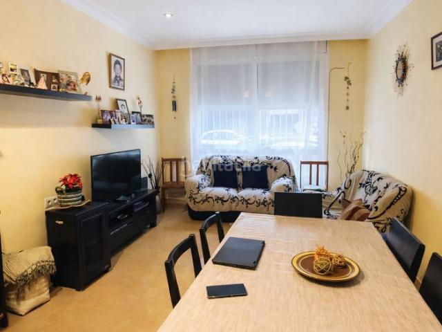 Piso en venta en Castelldefels, Castell Poble Vell. Pisos.