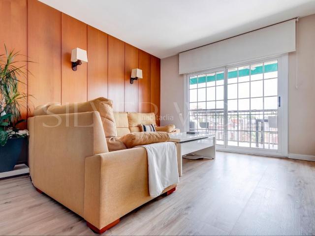 Piso en venta en Castelldefels, Centre. ELEGANCIA EN EL CENTRO. Pisos.
