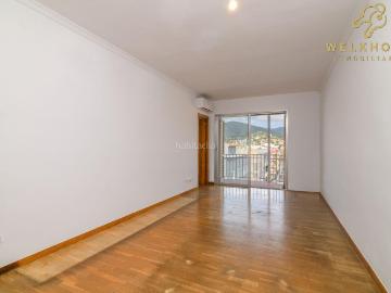 Piso en venta en Castelldefels, Centre. LUZ, UBICACIÓN Y POTENCIAL EN PLENO CENTRO DE CASTELLDEFELS. Pisos.